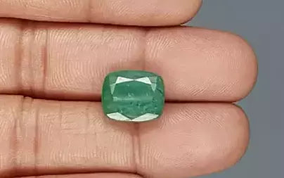 Emerald - 7.52 Carats (Panna - 8.20 Ratti)
