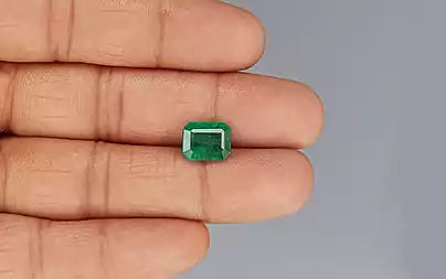 Emerald (Panna) - 3.51 Carats