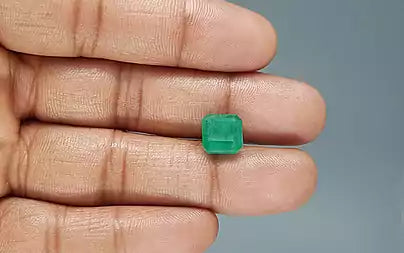 Emerald (Panna) - 4.67 Carats