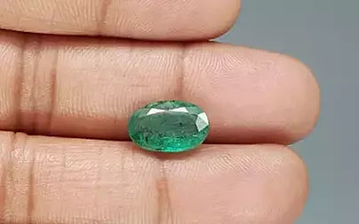 Emerald (Panna) - 3.90 Carats