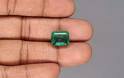 Emerald - 6.82 Carats (Panna - 7.43 Ratti)