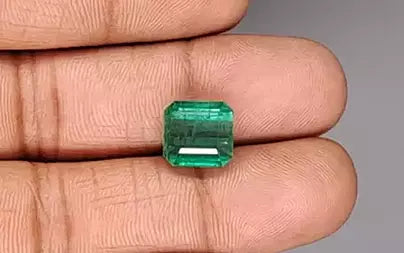 Emerald (Panna) - 6.36 Carats