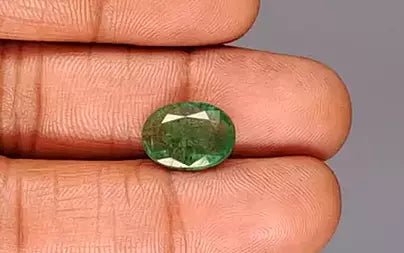 Emerald - 4.03 Carats (Panna - 4.39 Ratti)