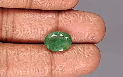Emerald - 4.09 Carats (Panna - 4.46 Ratti)