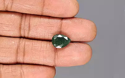 Emerald - 4.07 Carats (Panna - 4.44 Ratti)