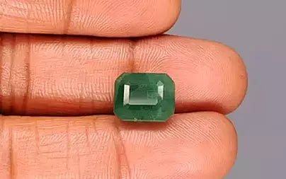 Emerald (Panna) - 6.32 Carats