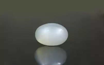 White Moonstone - 5.65 Carats