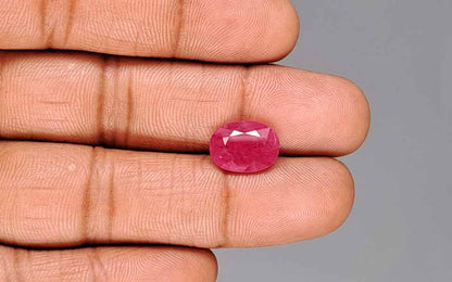 Ruby (Manik) Gemstone - 4.86 Carats