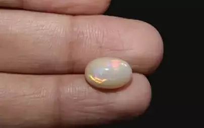 Opal - 2.67 Carats (Dudhiya Pathar - 2.94 Ratti)