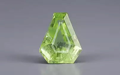 Peridot - 5.49 Carats