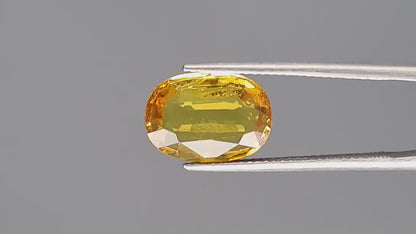 Yellow Sapphire - 4.75 Carats (Pukhraj - 5.18 Ratti)
