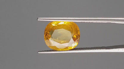 Yellow Sapphire - 5.25 Carats (Pukhraj - 5.72 Ratti)