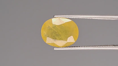 Yellow Sapphire - 6.87 Carats (Pukhraj - 7.49 Ratti)