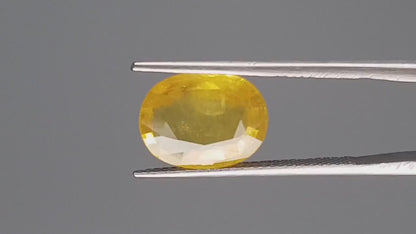 Yellow Sapphire - 4.79 Carats (Pukhraj - 5.22 Ratti)