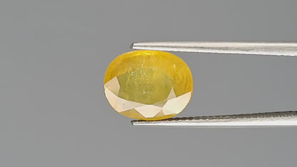 Yellow Sapphire (Pukhraj) - 3.84 Carats