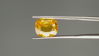 Yellow Sapphire - 5.64 Carats (Pukhraj - 6.15 Ratti)