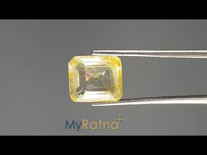 Yellow Topaz - 3.75 Carats