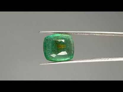 Emerald (Panna) - 7.57 Carats