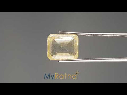 Yellow Topaz - 9.52 Carats
