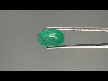 Emerald (Panna) - 2.85 Carats