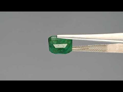 Emerald (Panna) - 5.68 Carats