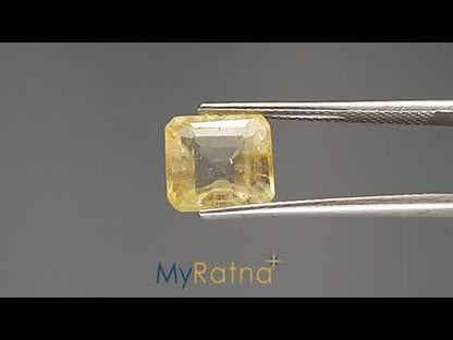 Yellow Topaz - 4.62 Carats