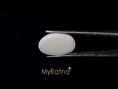 Opal - 4.67 Carats (Dudhiya Pathar - 5.09 Ratti)