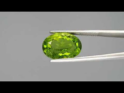 Peridot - 12.38 Carats