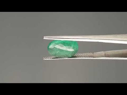 Emerald (Panna) - 3.87 Carats
