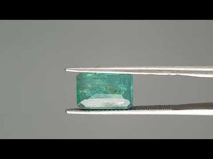 Emerald (Panna) - 2.28 Carats