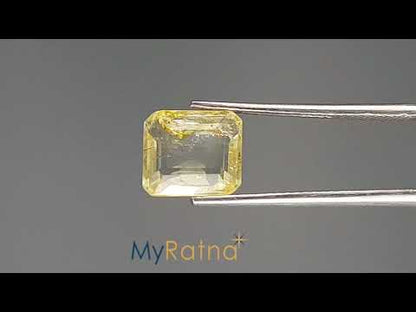Yellow Topaz - 3.59 Carats