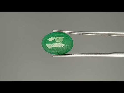 Emerald (Panna) - 5.17 Carats