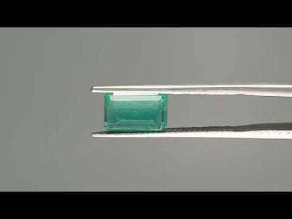 Emerald (Panna) - 2.29 Carats