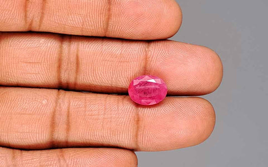 Ruby (Manik) Gemstone - 4.86 Carats