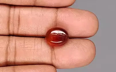 6.39 Carats Oval Yamini Hakik