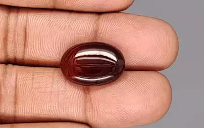9.28 Carats Oval Yamini Hakik