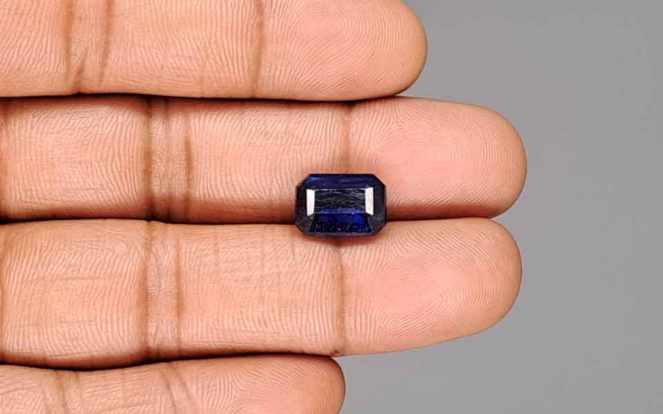 Blue Sapphire (Neelam) Gemstone - 6.62 Carats
