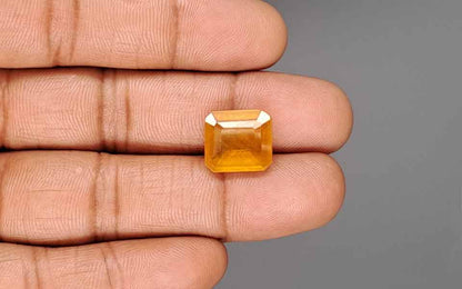 Yellow Sapphire (Pukhraj) Gemstone - 11.61 Carats
