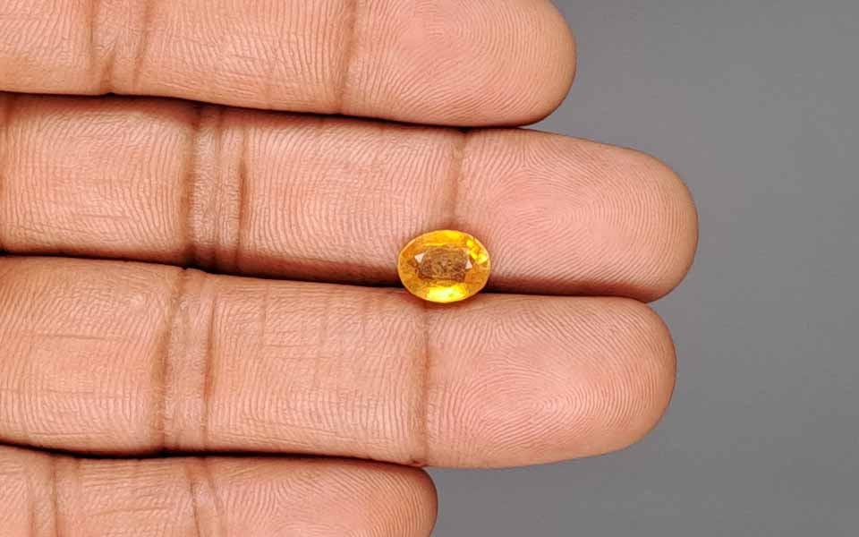 Yellow Sapphire (Pukhraj) Gemstone - 2.63 Carats