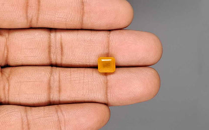 Yellow Sapphire (Pukhraj) Gemstone - 3.48 Carats