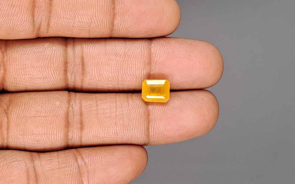 Yellow Sapphire (Pukhraj) Gemstone - 4.0 Carats
