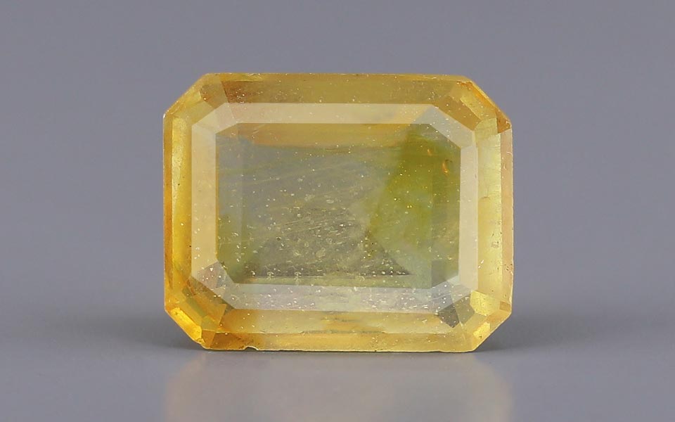 Yellow Sapphire (Pukhraj) Gemstone - 4.07 Carats