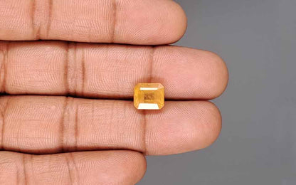 Yellow Sapphire (Pukhraj) Gemstone - 4.7 Carats