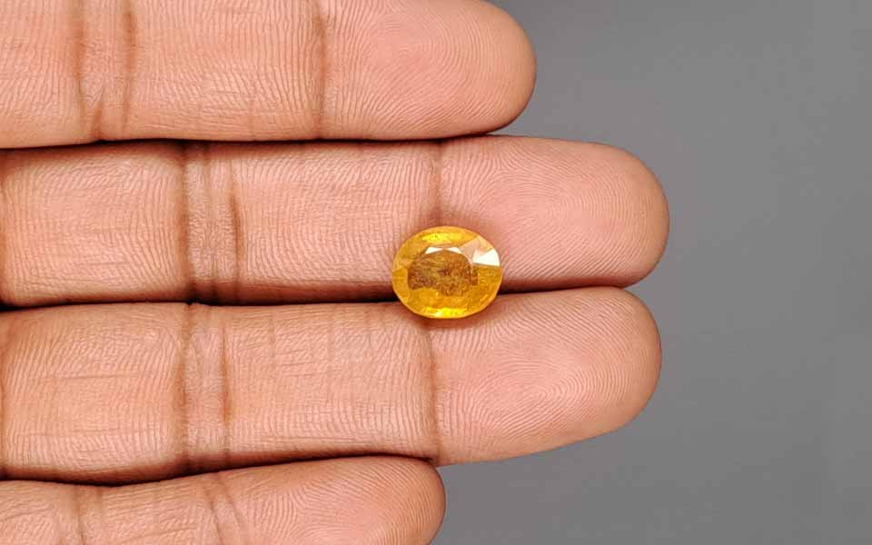 Yellow Sapphire (Pukhraj) Gemstone - 5.72 Carats
