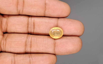 Yellow Sapphire - 6.63 Carats