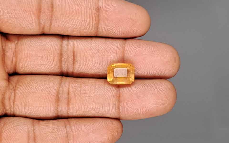 Yellow Sapphire (Pukhraj) Gemstone - 7.05 Carats