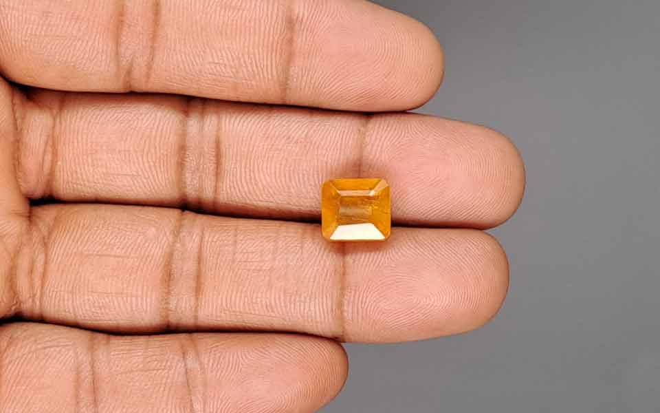Yellow Sapphire (Pukhraj) Gemstone - 7.43 Carats