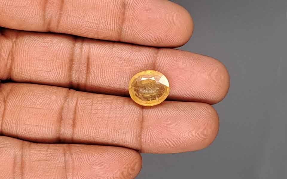 Yellow Sapphire (Pukhraj) Gemstone - 7.6 Carats