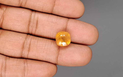 Yellow Sapphire (Pukhraj) Gemstone - 8.8 Carats