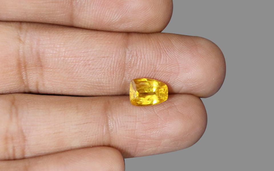 Yellow Sapphire (Pukhraj) Gemstone - 2.19 Carats